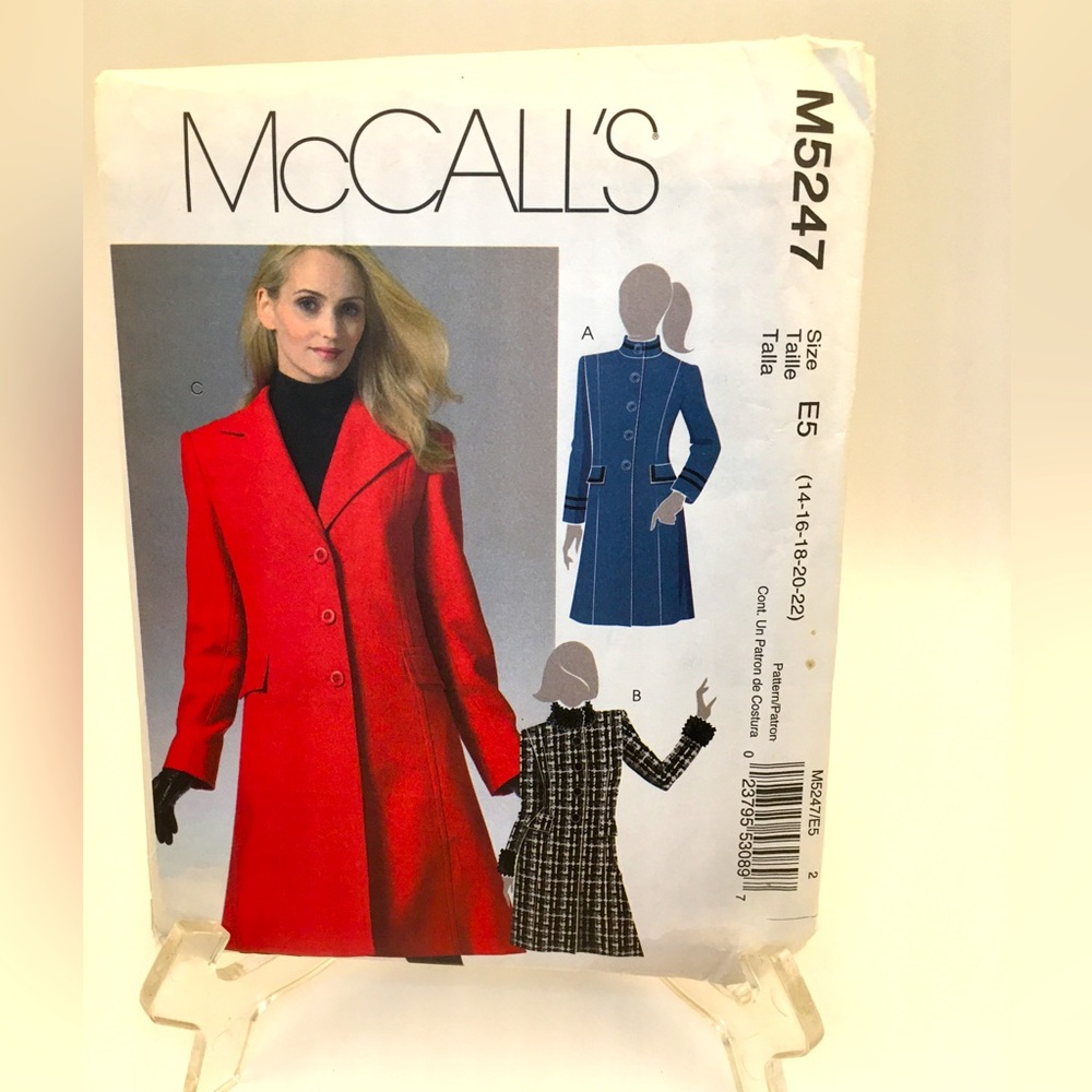 McCALL'S Sewing Pattern - Woman's Coat